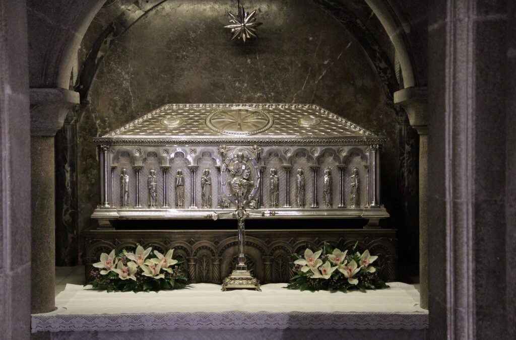 ¿Dónde estuvieron los restos del Apóstol entre finales de los siglos XVI y XIX?